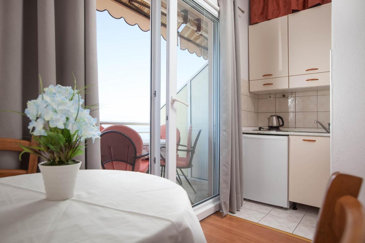 Apartments Marijan - Beachfront 图彻皮 外观 照片
