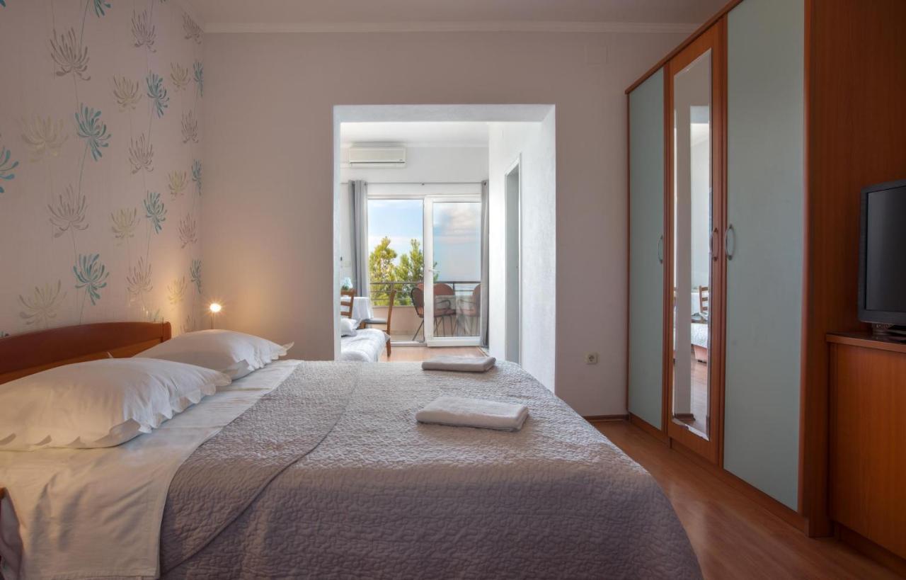 Apartments Marijan - Beachfront 图彻皮 外观 照片